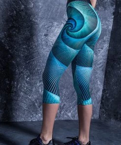 BADINKA Spiral Focus Capri Leggings